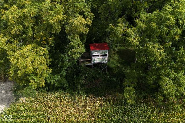 444 N Dry Run Road, Veedersburg, IN 47987