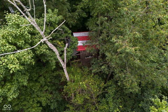 444 N Dry Run Road, Veedersburg, IN 47987