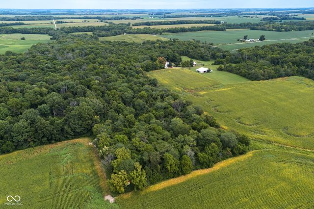 444 N Dry Run Road, Veedersburg, IN 47987