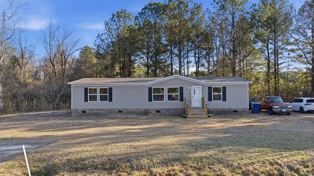 5772 Valley Forge Rd., Aynor, SC 29511