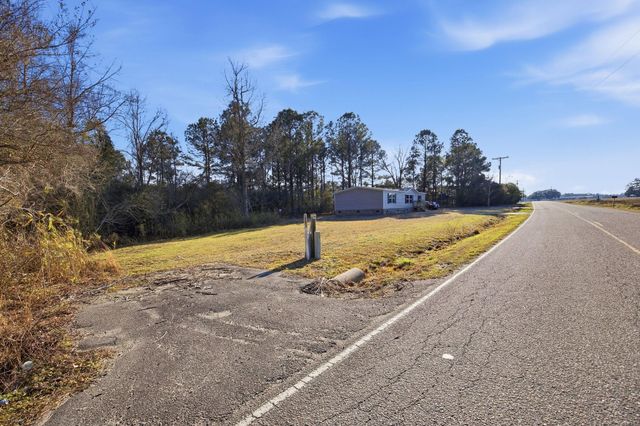 5772 Valley Forge Rd., Aynor, SC 29511