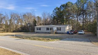 5772 Valley Forge Rd., Aynor, SC 29511