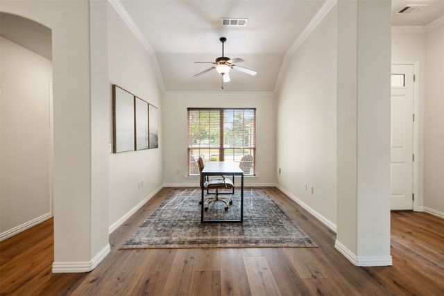 10000 La Jolla Way, Denton, TX 76207