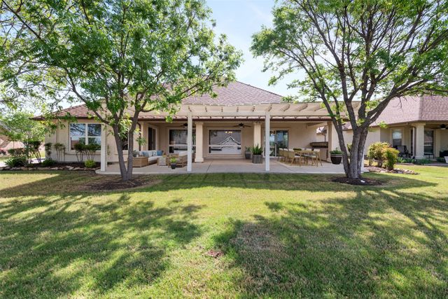 10000 La Jolla Way, Denton, TX 76207
