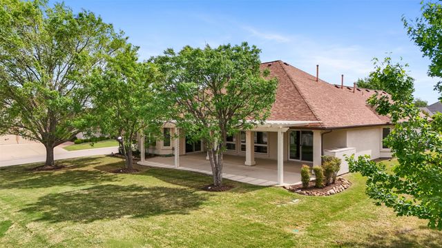 10000 La Jolla Way, Denton, TX 76207