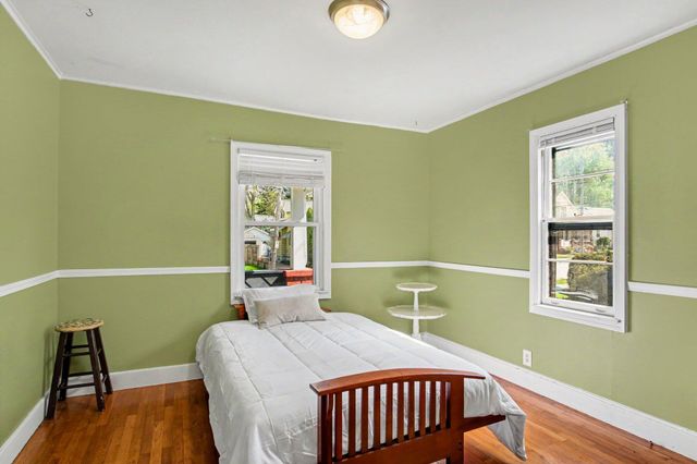 408 Kenwood Street NE, Grand Rapids, MI 49505