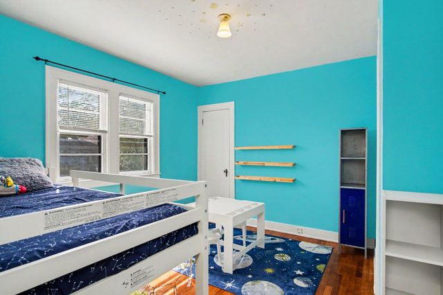 408 Kenwood Street NE, Grand Rapids, MI 49505