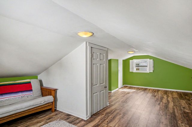 408 Kenwood Street NE, Grand Rapids, MI 49505