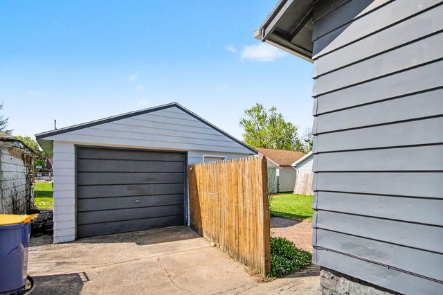 408 Kenwood Street NE, Grand Rapids, MI 49505