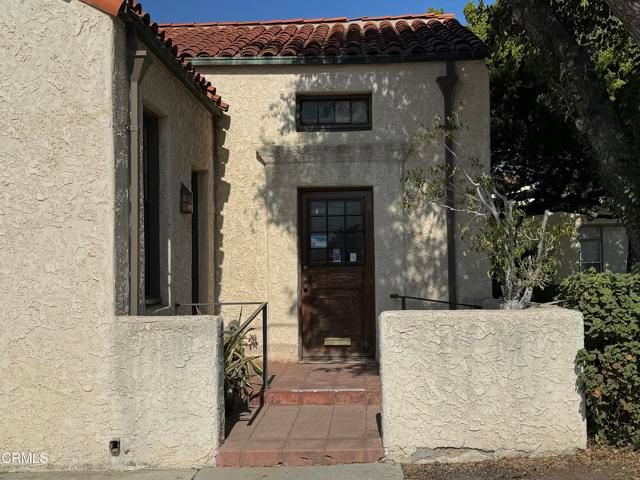 134 Davis Street, Santa Paula, CA 93060