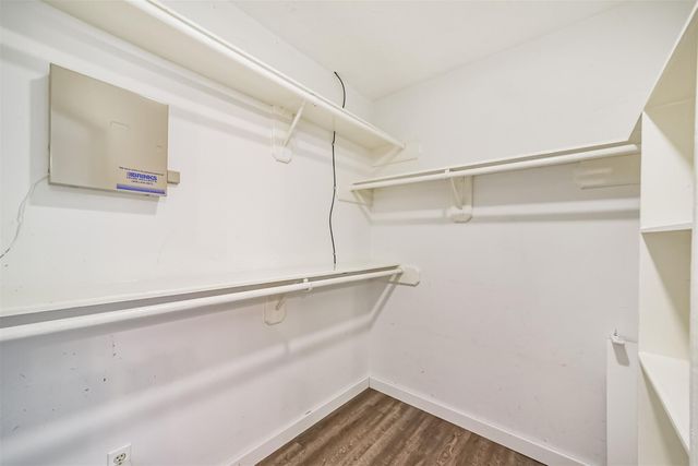 1021 N Sunset Drive, Pearland, TX 77581