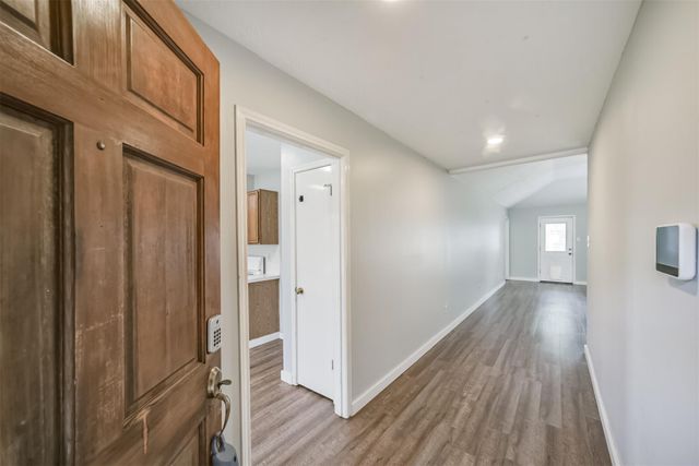 1021 N Sunset Drive, Pearland, TX 77581