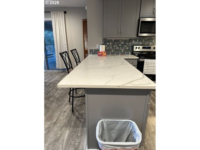 15546 Se GREEN HILLS Ct, Happy Valley, OR 97086