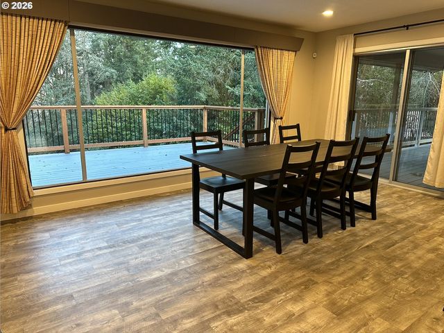 15546 Se GREEN HILLS Ct, Happy Valley, OR 97086