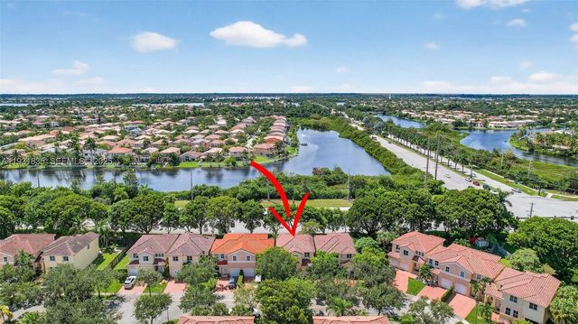 3306 SW 171st Ter, Miramar, FL 33027