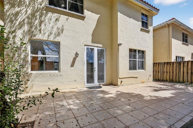 3306 SW 171st Ter, Miramar, FL 33027