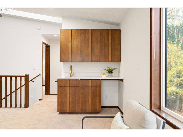 9625 Sw 130TH Ave, Beaverton, OR 97008