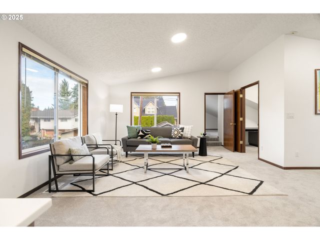 9625 Sw 130TH Ave, Beaverton, OR 97008