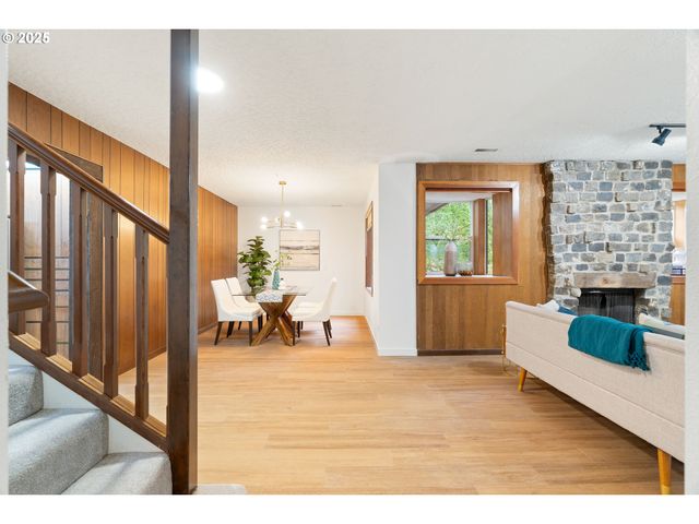 9625 Sw 130TH Ave, Beaverton, OR 97008