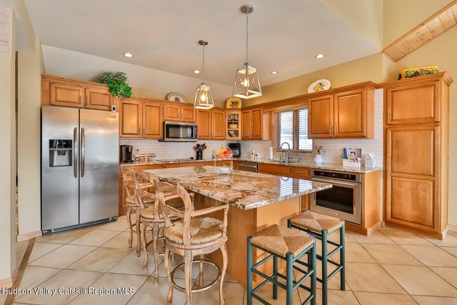 152 Bruce Cross Road, Prattsville, NY 12468