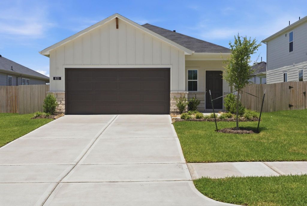 833 High Mesa Lane, Montgomery, TX 77356