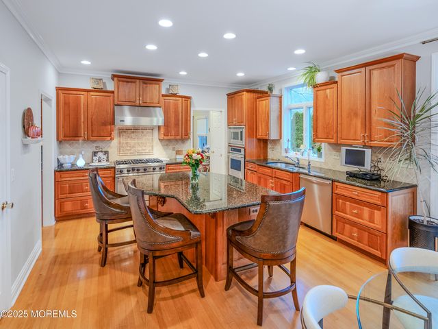 24 Oxford Drive, Ocean Twp, NJ 07712