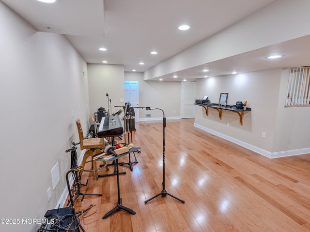 24 Oxford Drive, Ocean Twp, NJ 07712