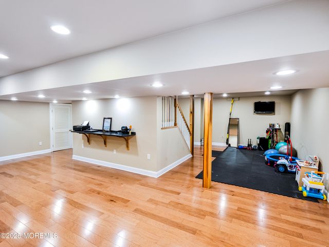 24 Oxford Drive, Ocean Twp, NJ 07712