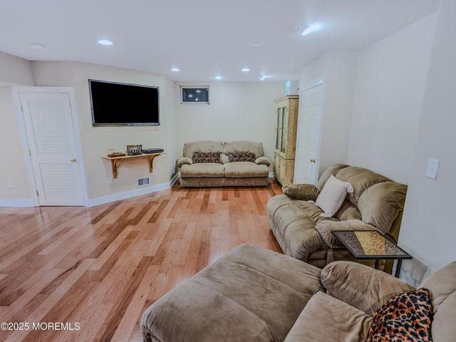 24 Oxford Drive, Ocean Twp, NJ 07712