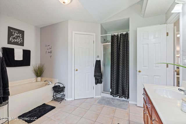 9022 Belmont Drive, Southaven, MS 38671