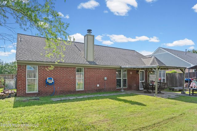 9022 Belmont Drive, Southaven, MS 38671