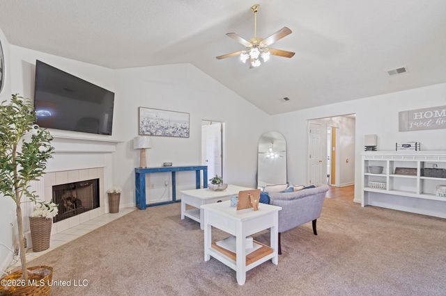 9022 Belmont Drive, Southaven, MS 38671