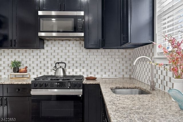 131 Headley Ter, Irvington Twp., NJ 07111