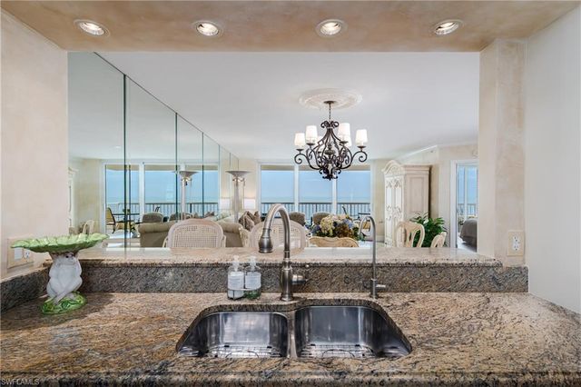 990 Cape Marco DR # 604, Marco Island, FL 34145