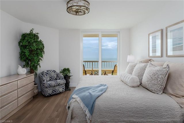 990 Cape Marco DR # 604, Marco Island, FL 34145