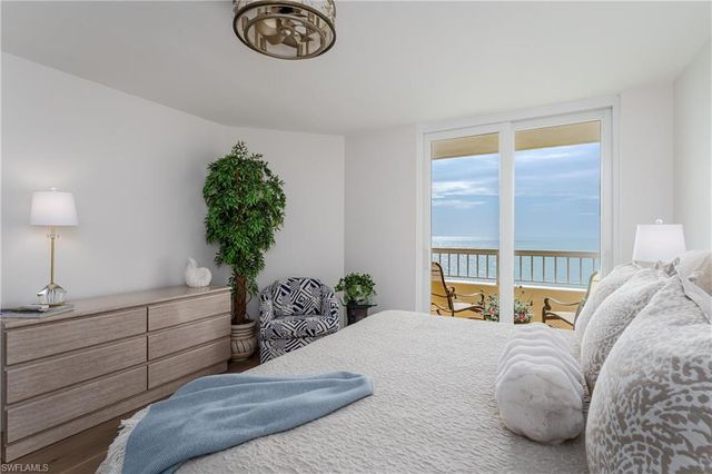 990 Cape Marco DR # 604, Marco Island, FL 34145