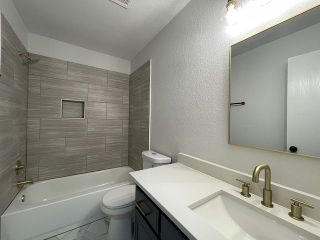 5600 Northstar Lane, Arlington, TX 76017