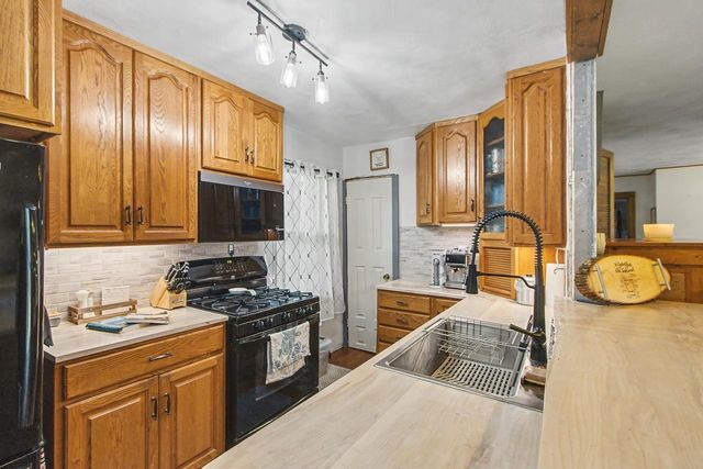 331 Koshkonong Drive, Edgerton, WI 53534