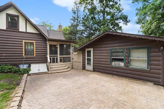 331 Koshkonong Drive, Edgerton, WI 53534