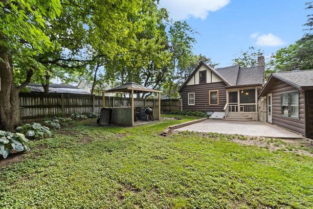 331 Koshkonong Drive, Edgerton, WI 53534
