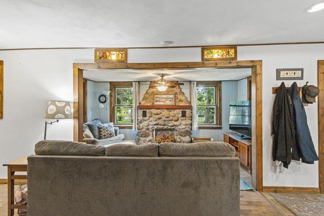 331 Koshkonong Drive, Edgerton, WI 53534