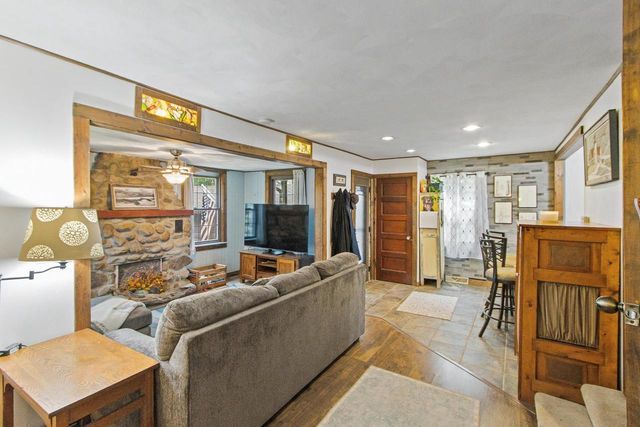 331 Koshkonong Drive, Edgerton, WI 53534