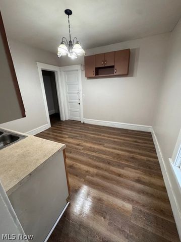 9521 Macon Avenue, Cleveland, OH 44102