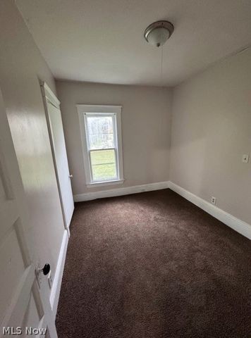 9521 Macon Avenue, Cleveland, OH 44102