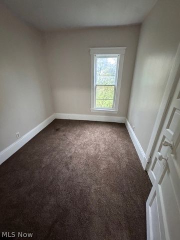 9521 Macon Avenue, Cleveland, OH 44102