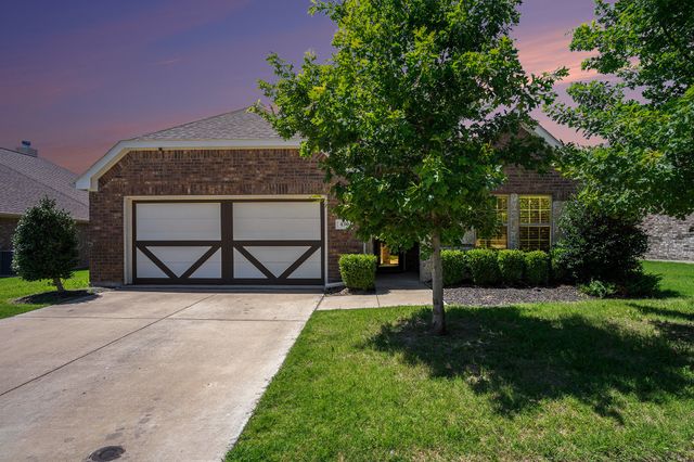 430 Rockaway Drive, Midlothian, TX 76065