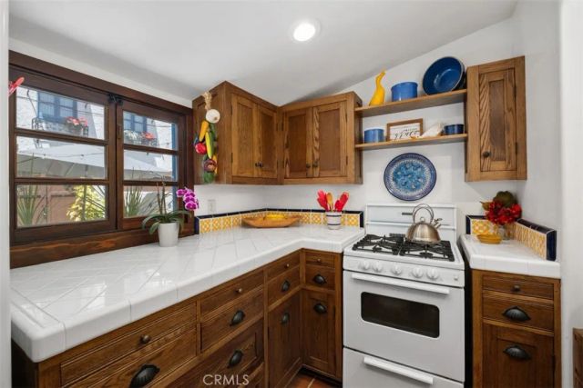 140 Avenida Miramar, San Clemente, CA 92672