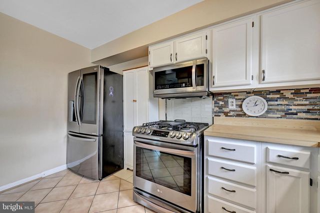 1409 2ND ST, Lanham, MD 20706
