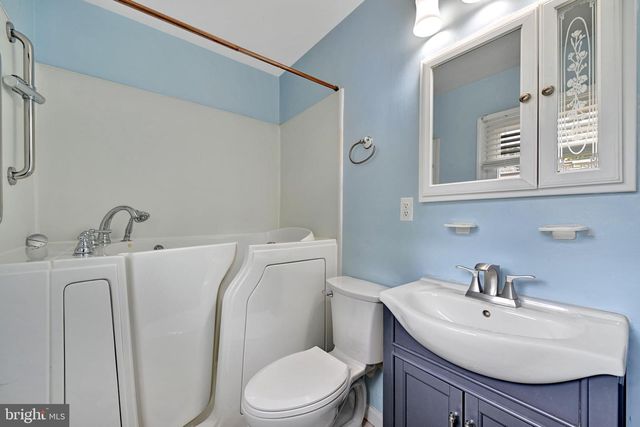 1409 2ND ST, Lanham, MD 20706