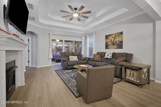 301 SILVER GLEN Avenue, Jacksonville, FL 32092